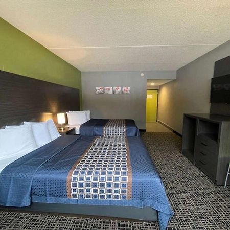 Wingate By Wyndham Lake George Luaran gambar