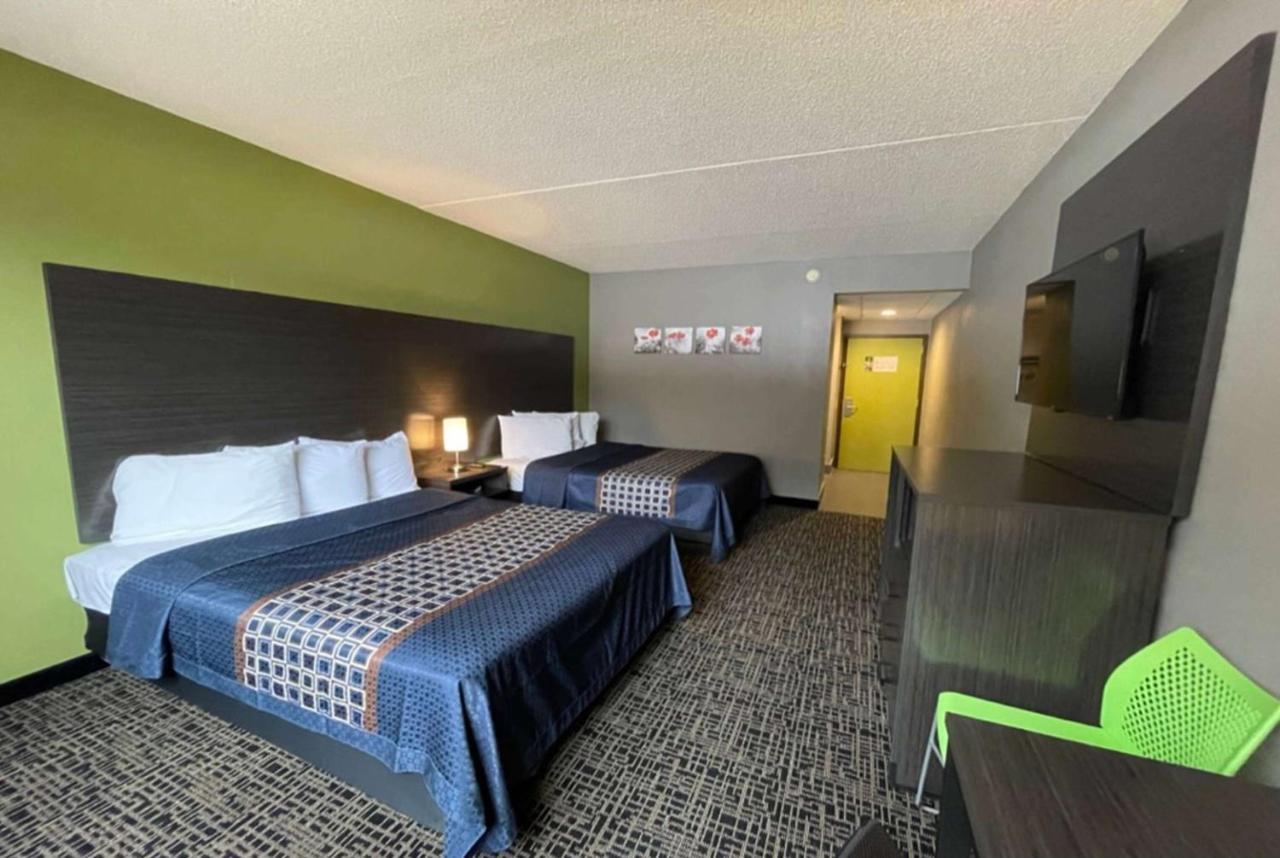 Wingate By Wyndham Lake George Luaran gambar